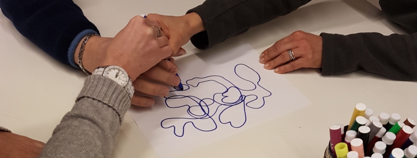 Gruppo Alle Origini di Noi disegno a tre Percorsi di gruppo Alle Origini di Noi disegno a tre
